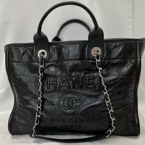 CHANEL DEAUVILLE Tote Calfskin Leather